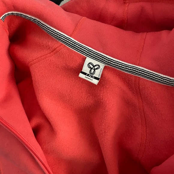 TNA Zippered Hoodie - Picture 2 of 5